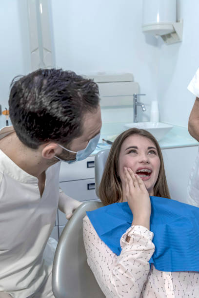 Best Dentist Open Late Near Me  in San Fernando, CA